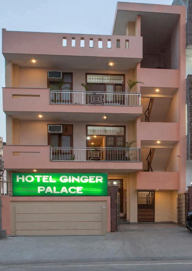 Hotel Ginger Palace - Corporate Hotel Noida Sector 62 מראה חיצוני תמונה