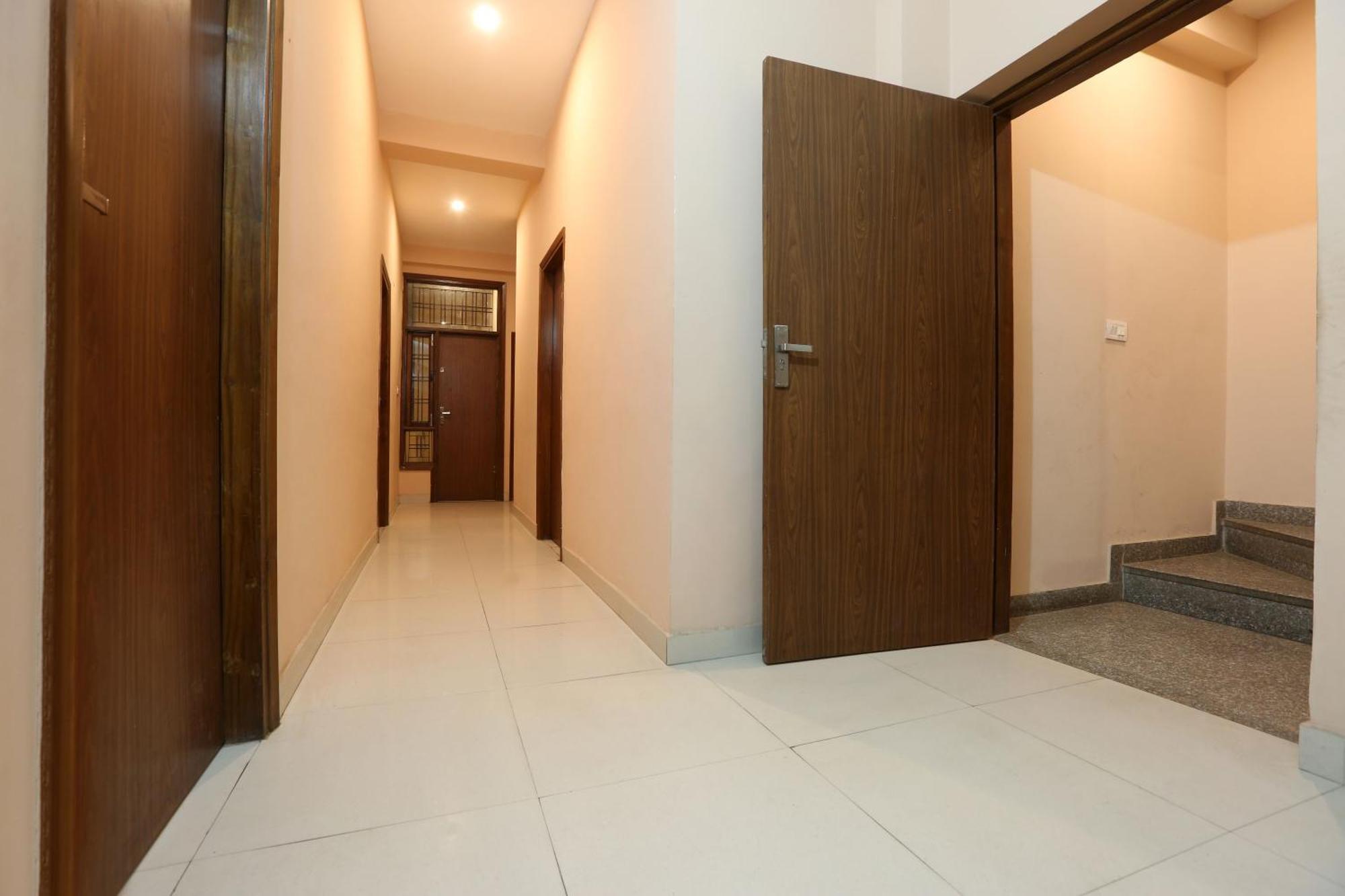 Hotel Ginger Palace - Corporate Hotel Noida Sector 62 מראה חיצוני תמונה